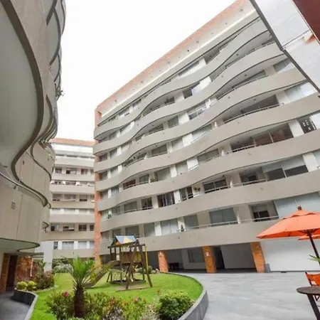 Departamento Cerca Del Quicentro Norte Quito Exterior photo