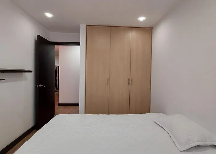 Departamento Cerca Del Quicentro Norte