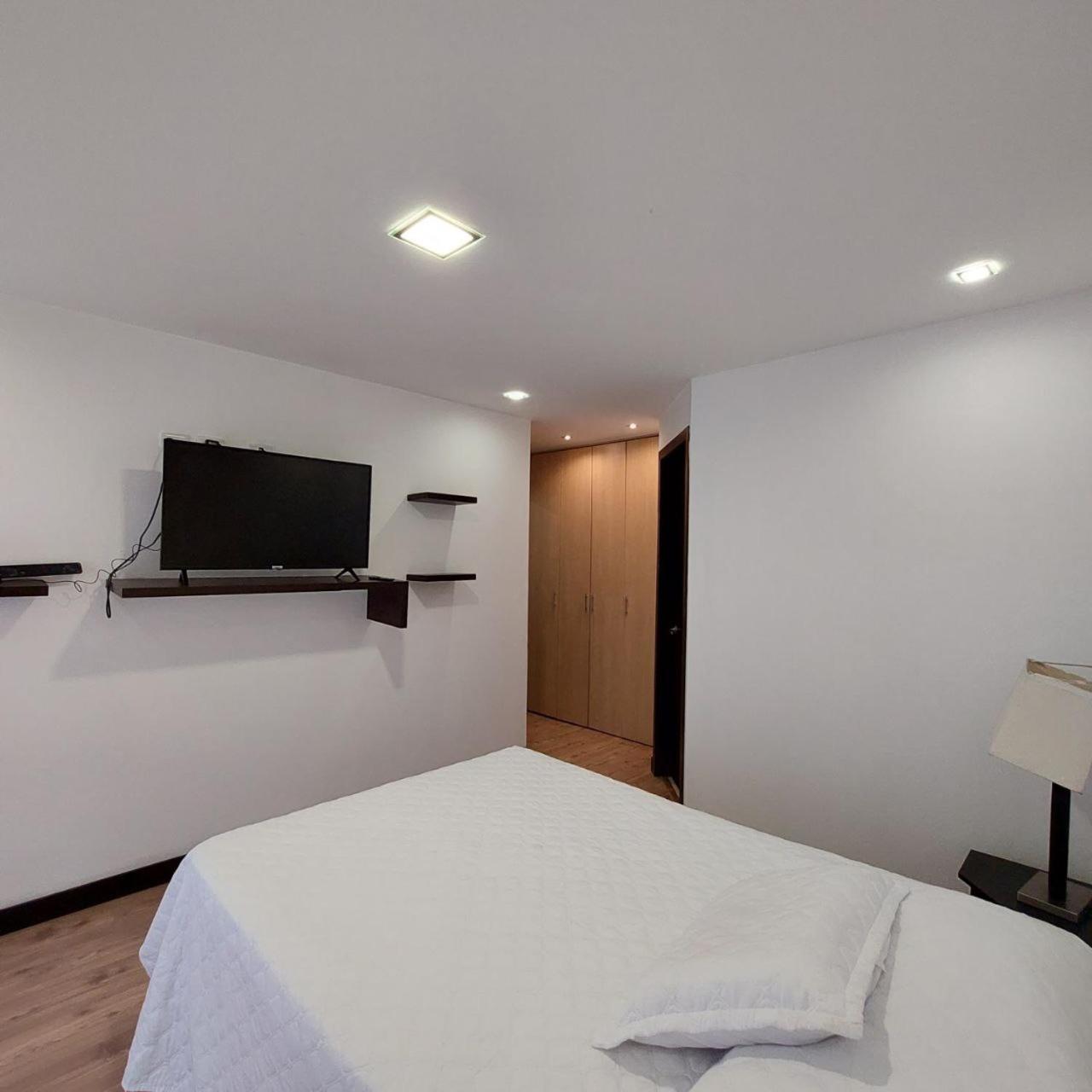 Departamento Cerca Del Quicentro Norte Quito
