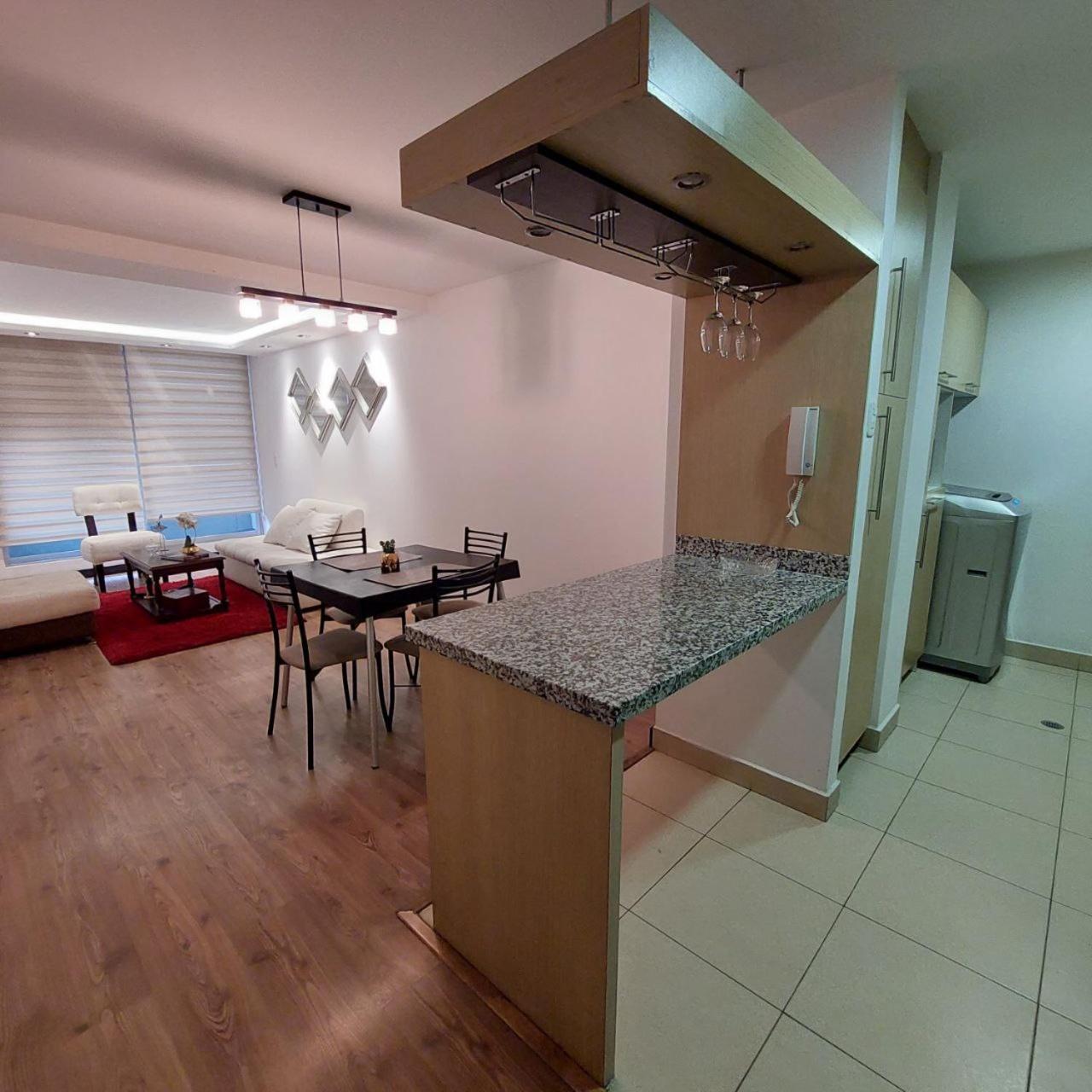 Departamento Cerca Del Quicentro Norte Apartment